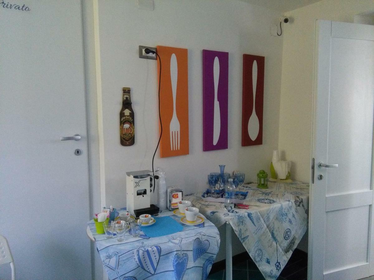 Villa Vittoria Mini Hotel Salerno Ngoại thất bức ảnh