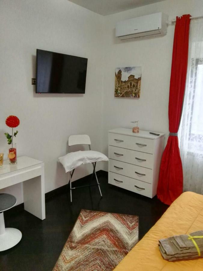 Villa Vittoria Mini Hotel Salerno Ngoại thất bức ảnh